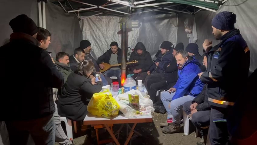 ENERJİ ÇALIŞANLARI ARSİN DİRENİŞ ÇADIRI