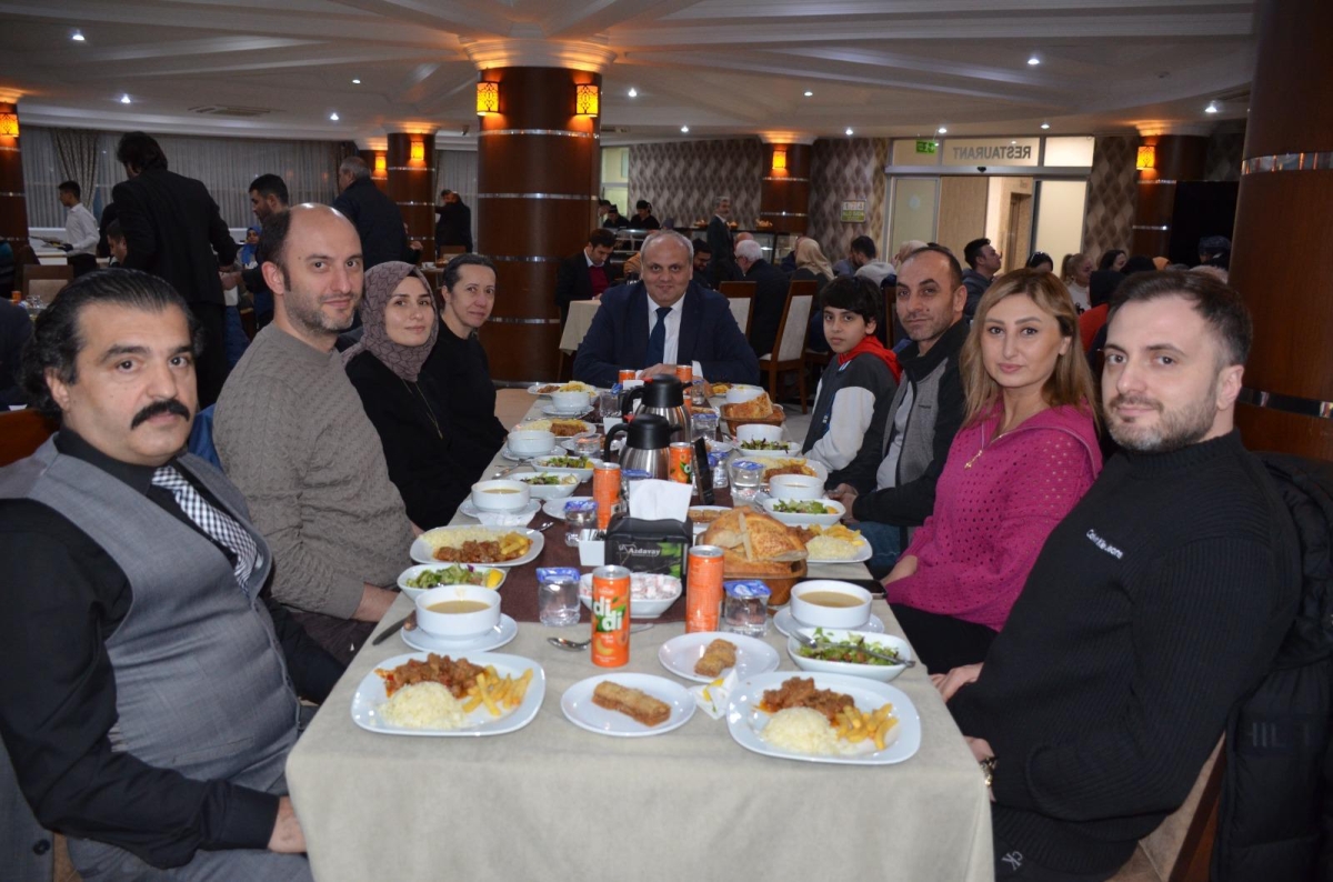 Rize İl Milli Eğitim Müdürlüğü Ailesi İftarda Bir Araya Geldi