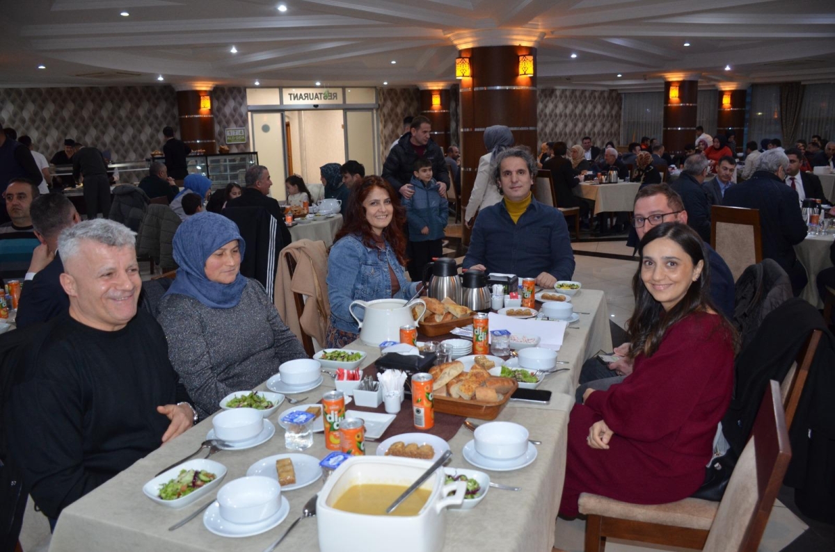 Rize İl Milli Eğitim Müdürlüğü Ailesi İftarda Bir Araya Geldi