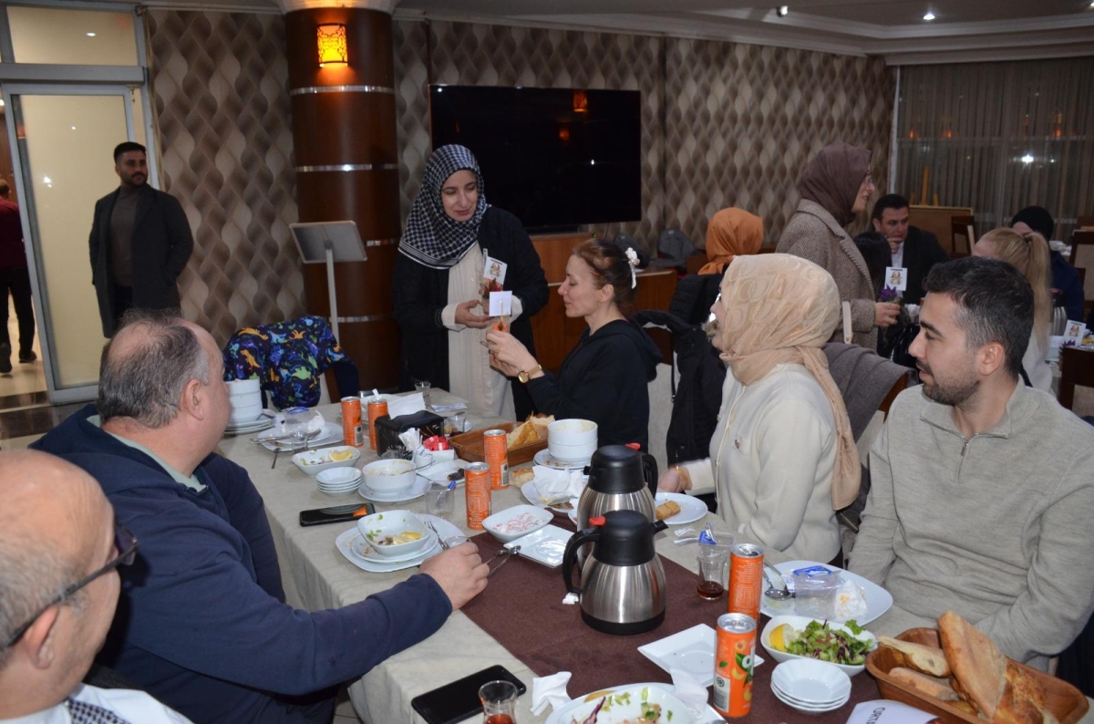 Rize İl Milli Eğitim Müdürlüğü Ailesi İftarda Bir Araya Geldi