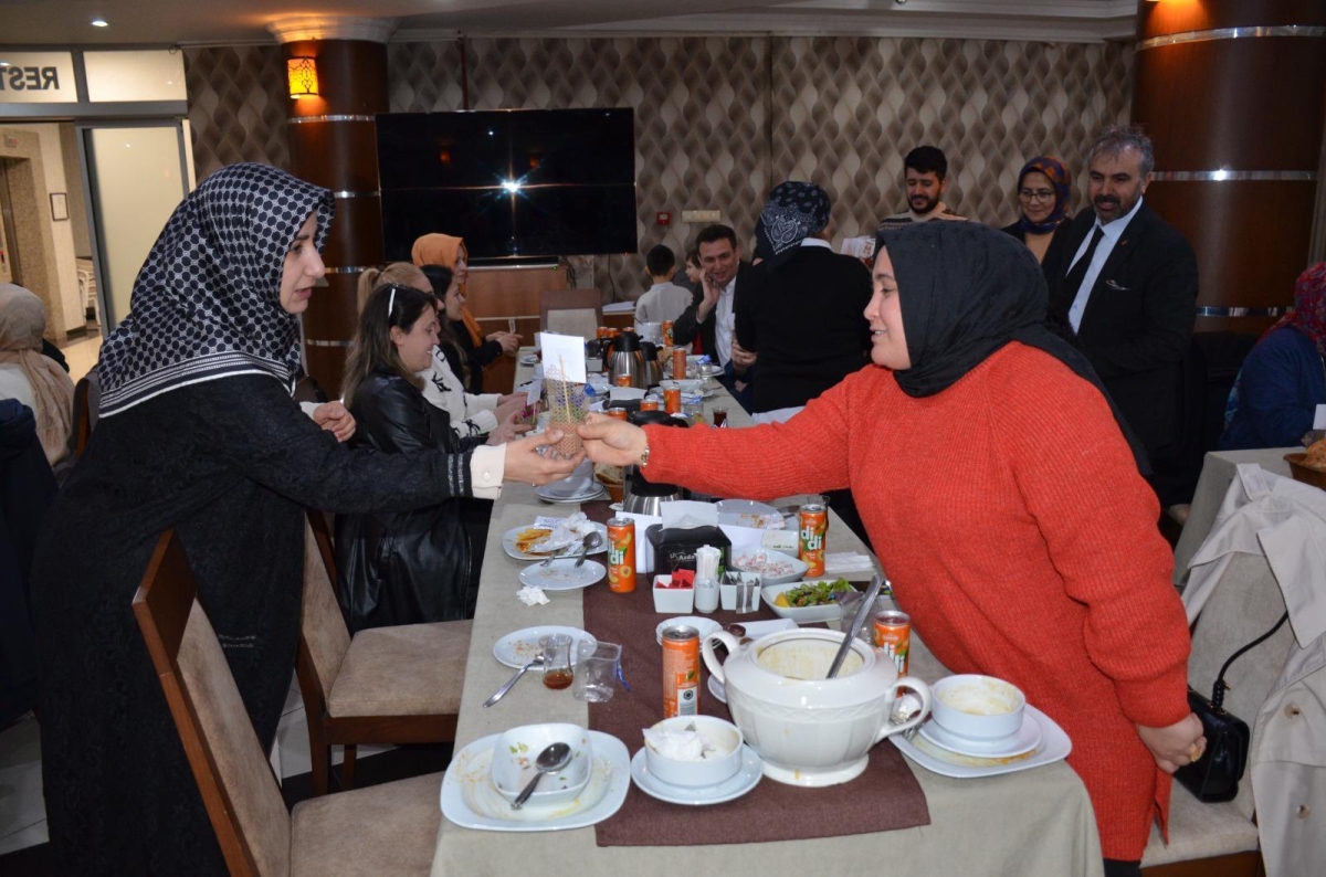 Rize İl Milli Eğitim Müdürlüğü Ailesi İftarda Bir Araya Geldi