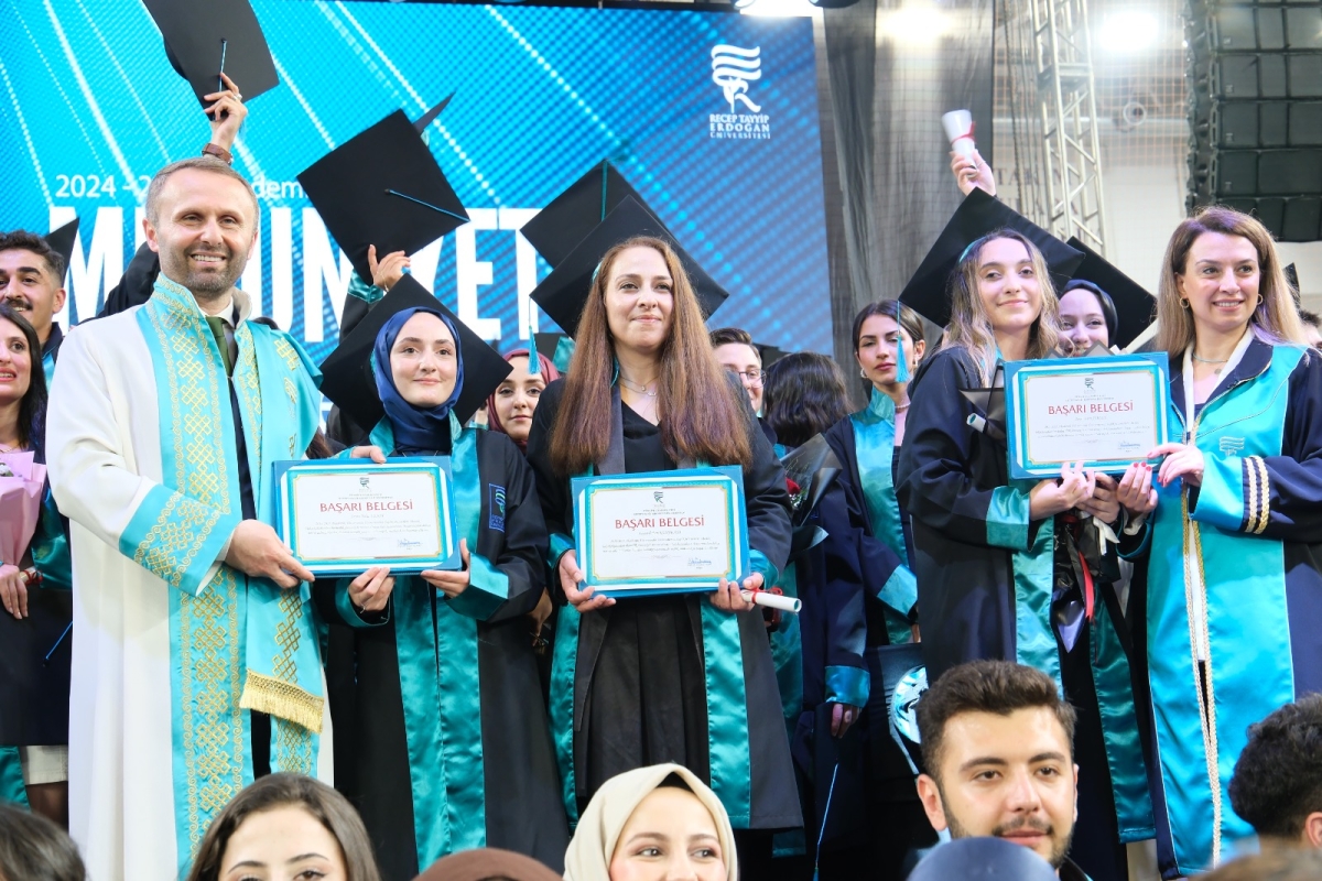 RTEÜ MEZUNİYET