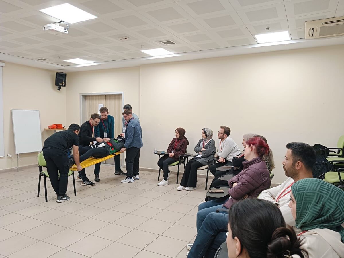 Rize’de Acil Sağlık Çalışanlarına “TİLYAD Eğitimi” verildi